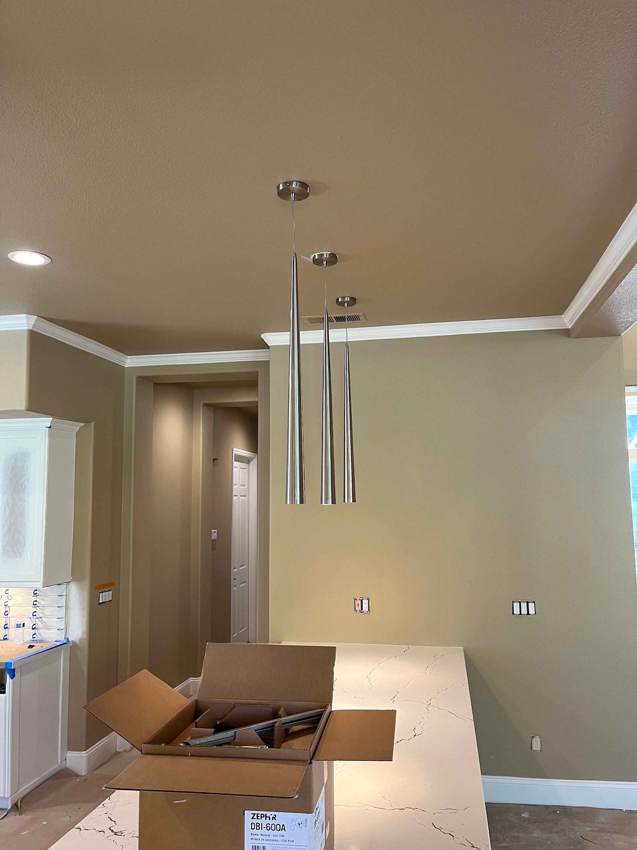 Madera Electrician Image